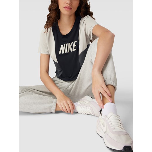 Bluzka damska Nike z okrągłym dekoltem z krótkimi rękawami wielokolorowa sportowa 