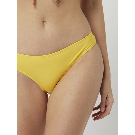 Figi bikini z tyłem w kontrastowym kolorze model ‘Ajanni’ Ichi M promocja Peek&Cloppenburg 
