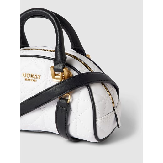 Kuferek Guess