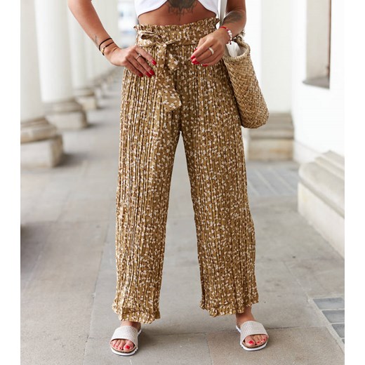 Brązowe szerokie plisowane spodnie Berbenno ze sklepu gemre w kategorii Spodnie damskie - zdjęcie 160815881