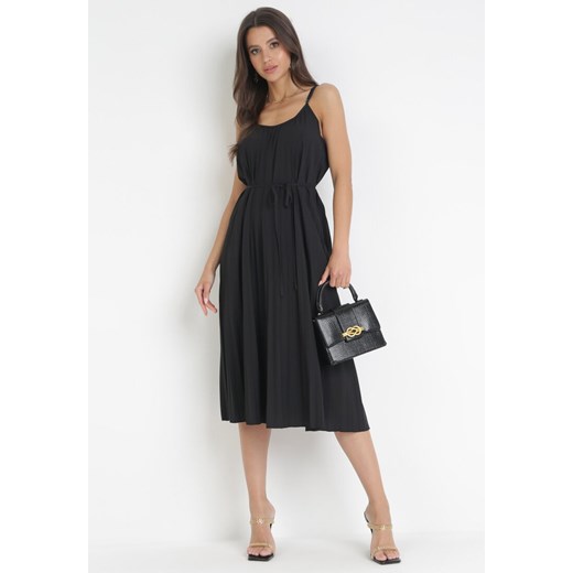 Czarna Plisowana Sukienka Midi ze Sznurkiem w Talii Eidas ze sklepu Born2be Odzież w kategorii Sukienki - zdjęcie 160822962