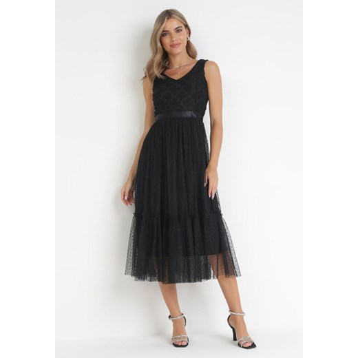 Czarna Rozkloszowana Sukienka Midi z Ozdobnym Tiulem Celaina ze sklepu Born2be Odzież w kategorii Sukienki - zdjęcie 161010653