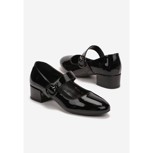 Czarne czółenka Born2be z niskim obcasem 