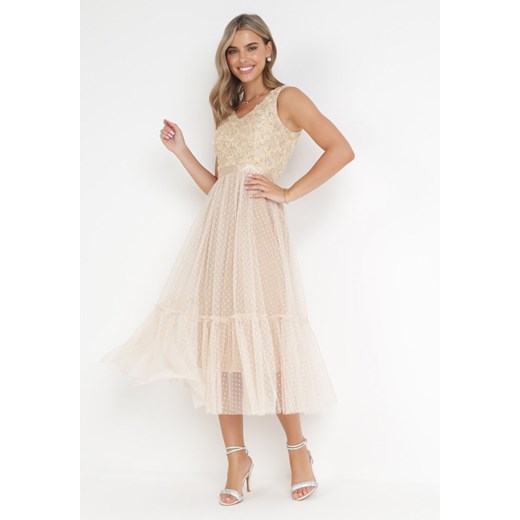 Beżowa Rozkloszowana Sukienka Midi z Ozdobnym Tiulem Celaina ze sklepu Born2be Odzież w kategorii Sukienki - zdjęcie 161013381