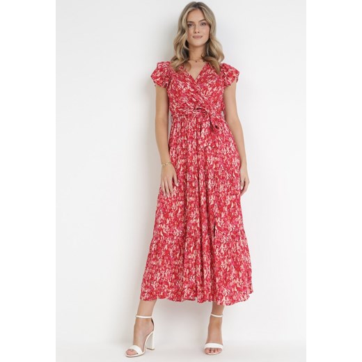 Czerwona Rozkloszowana Sukienka Maxi z Wiskozy Cellen ze sklepu Born2be Odzież w kategorii Sukienki - zdjęcie 161042221