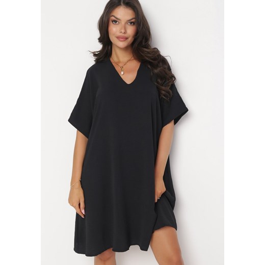 Czarna Sukienka o Fasonie Nietoperza z Wiązaniem na Plecach Miken ze sklepu Born2be Odzież w kategorii Sukienki - zdjęcie 161190214