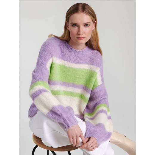 Sinsay - Sweter w paski - fioletowy Sinsay XL promocyjna cena Sinsay