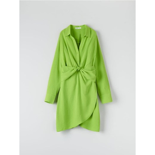 Sinsay - Sukienka mini z wiązaniem - zielony ze sklepu Sinsay w kategorii Sukienki - zdjęcie 161211144