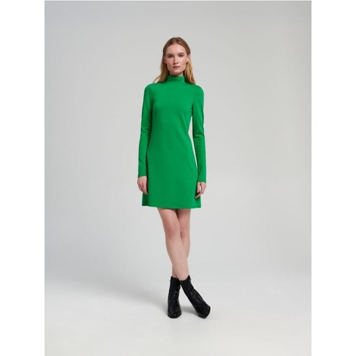 Sinsay - Sukienka mini ze stójką - zielony ze sklepu Sinsay w kategorii Sukienki - zdjęcie 161214484