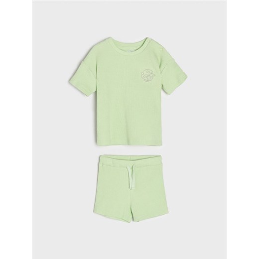 Sinsay - Komplet: koszulka i szorty - zielony ze sklepu Sinsay w kategorii Komplety niemowlęce - zdjęcie 161214871