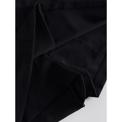 Spódnica Reserved czarna tkaninowa 