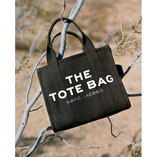 MARC JACOBS Czarna torebka The Traveler Tote Marc Jacobs ONE SIZE Moliera2.com