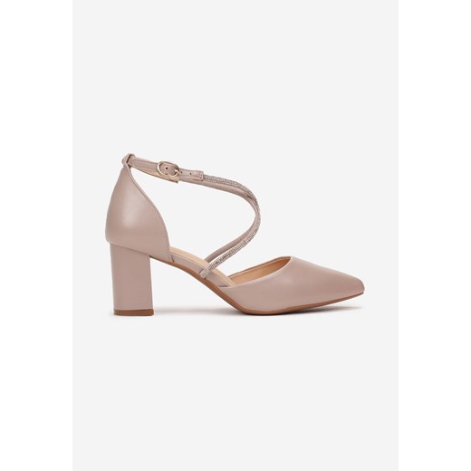 Beżowe Sandały na Niskim Słupku ze Sprzączką i Ozdobnymi Paskami Adomia 40 born2be.pl promocja