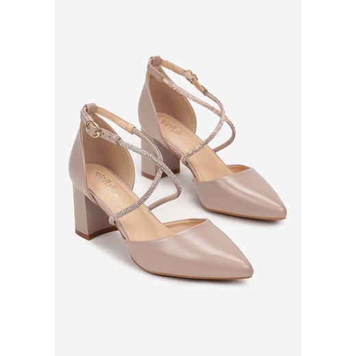 Beżowe Sandały na Niskim Słupku ze Sprzączką i Ozdobnymi Paskami Adomia 36 born2be.pl okazyjna cena