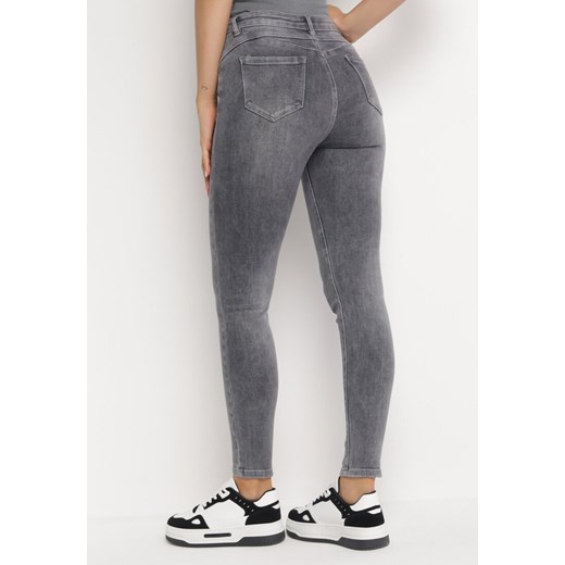 Jeansy damskie Born2be 
