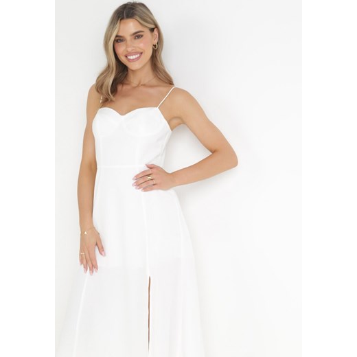 Biała Rozkloszowana Sukienka na Ramiączkach z Rozcięciem Sveame M okazyjna cena Born2be Odzież