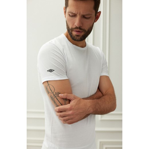 2-pack Umbro bawełniany biały t-shirt męski podkoszulek, Kolor biały, Rozmiar S, Umbro ze sklepu Intymna w kategorii Podkoszulki męskie - zdjęcie 161423221
