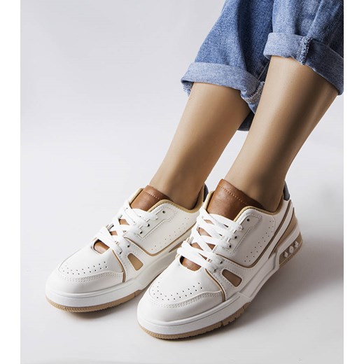 Białe sneakersy z beżowymi wstawkami Willson ze sklepu gemre w kategorii Buty sportowe damskie - zdjęcie 161429350