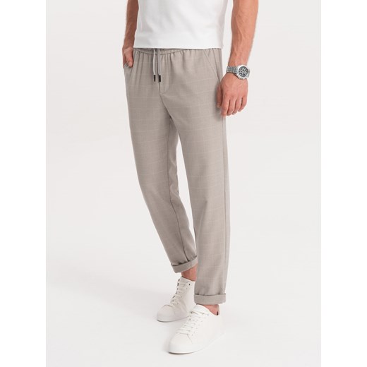 Spodnie męskie w kratkę z gumką w pasie - jasnoszare V1 OM-PACP-0122 ze sklepu ombre w kategorii Spodnie męskie - zdjęcie 161435764