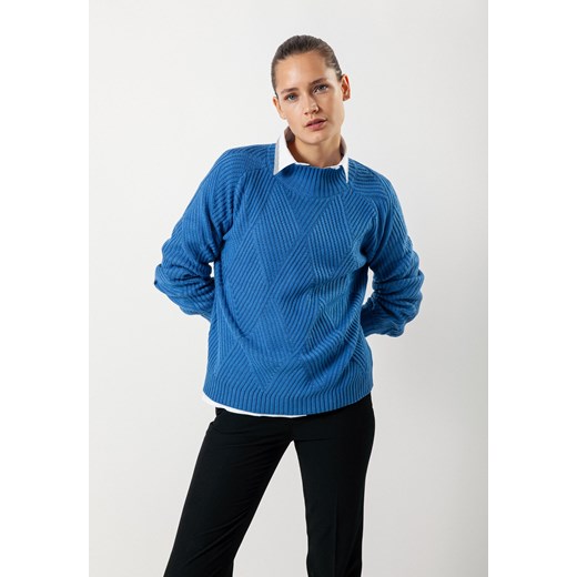 Niebieski półgolf z wzorem w romby ze sklepu Molton w kategorii Swetry damskie - zdjęcie 161441782