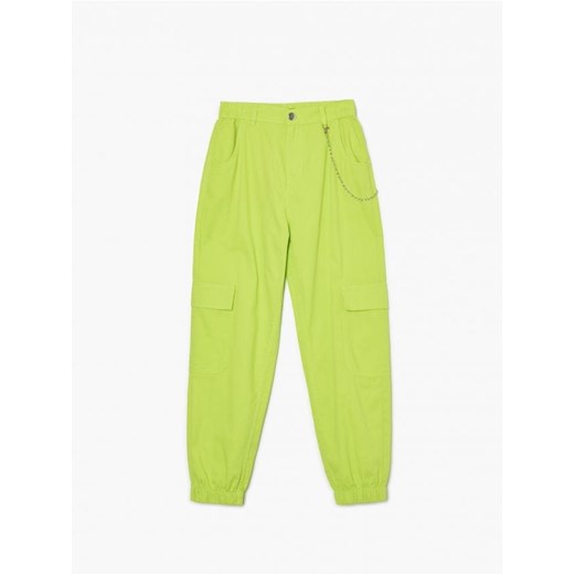 Cropp - Żółte spodnie jogger z kieszeniami cargo - zielony Cropp 44 wyprzedaż Cropp