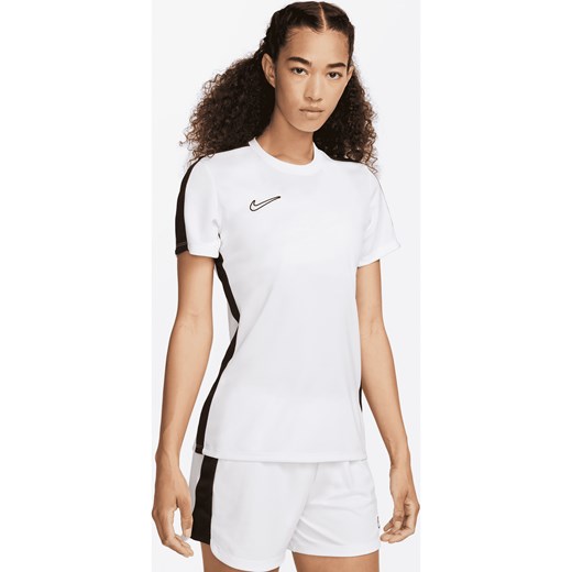 Damka koszulka piłkarska z krótkim rękawem Nike Dri-FIT Academy - Biel ze sklepu Nike poland w kategorii Bluzki damskie - zdjęcie 161523021