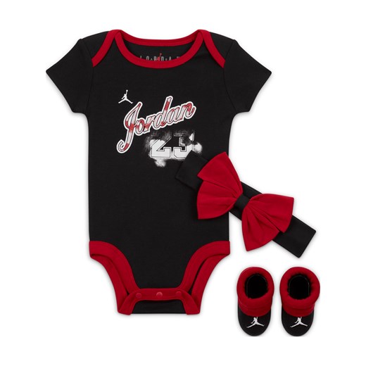 Trzyczęściowy zestaw dla niemowląt Jordan Sky Rookie 3-Piece Boxed Set (3–6 M) - Czerń ze sklepu Nike poland w kategorii Komplety niemowlęce - zdjęcie 161524994