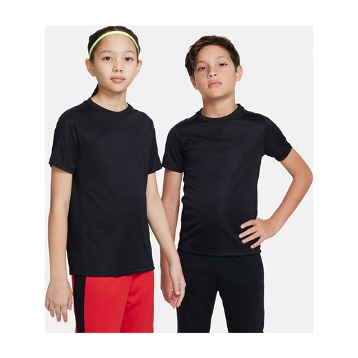 Dziecięca koszulka piłkarska Nike Dri-FIT Academy23 - Czerń ze sklepu Nike poland w kategorii T-shirty chłopięce - zdjęcie 161527181