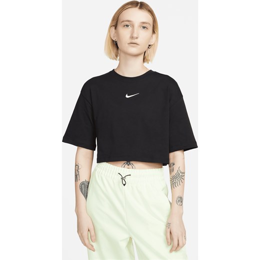 T-shirt damski o krótkim kroju Nike Sportswear - Czerń ze sklepu Nike poland w kategorii Bluzki damskie - zdjęcie 161527972