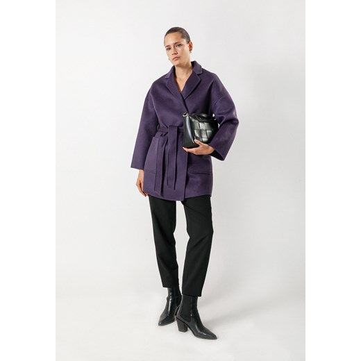 Krótki wełniany płaszcz w kolorze fioletowym ze sklepu Molton w kategorii Płaszcze damskie - zdjęcie 161574871