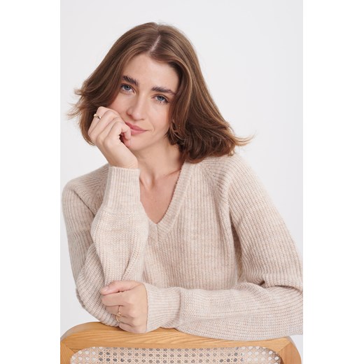 Stylowy sweter z dekoltem w serek Greenpoint L Greenpoint.pl