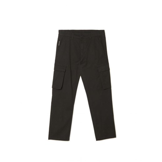 Cropp - Czarne spodnie comfort cargo - czarny ze sklepu Cropp w kategorii Spodnie męskie - zdjęcie 161598982