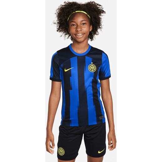 Koszulka piłkarska dla dużych dzieci Nike Dri-FIT FC Inter Mediolan 2023/24 (wersja domowa) - Niebieski ze sklepu Nike poland w kategorii Bluzki dziewczęce - zdjęcie 161610041
