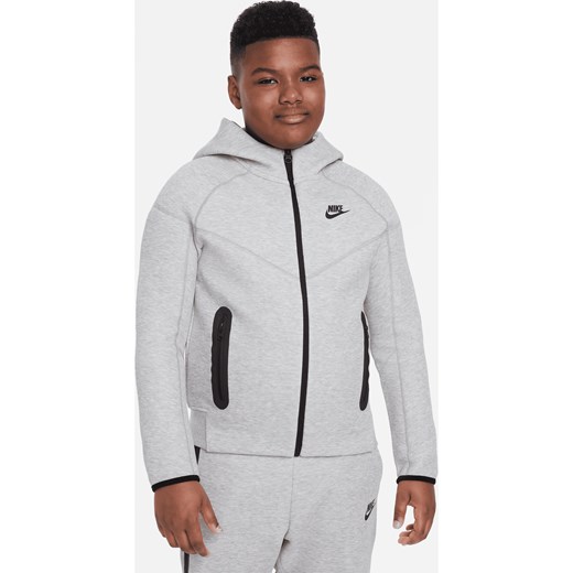 Bluza z kapturem i zamkiem na całej długości dla dużych dzieci (chłopców) Nike Sportswear Tech Fleece (szersze rozmiary) - Szary ze sklepu Nike poland w kategorii Bluzy chłopięce - zdjęcie 161610334