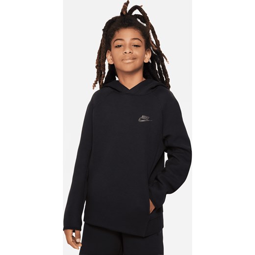 Bluza z kapturem dla dużych dzieci (chłopców) Nike Sportswear Tech Fleece - Czerń ze sklepu Nike poland w kategorii Bluzy chłopięce - zdjęcie 161610591