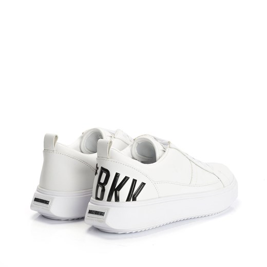Bikkembergs Sneakersy &quot;Cherry&quot; | B4BKW0034 | Cherry Low Top | Biały 38 promocja ubierzsie.com