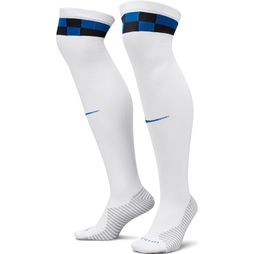 Skarpety piłkarskie do kolan Inter Mediolan Strike (wersja domowa/wyjazdowa) - Biel ze sklepu Nike poland w kategorii Skarpetki męskie - zdjęcie 161651013