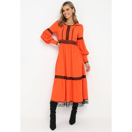 Pomarańczowa Rozkloszowana Sukienka Maxi Ozdobiona Koronką z Mankietami Nimaga ze sklepu Born2be Odzież w kategorii Sukienki - zdjęcie 161667533