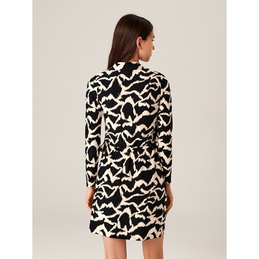 Sinsay - Sukienka mini z wiązaniem - wielobarwny Sinsay S Sinsay