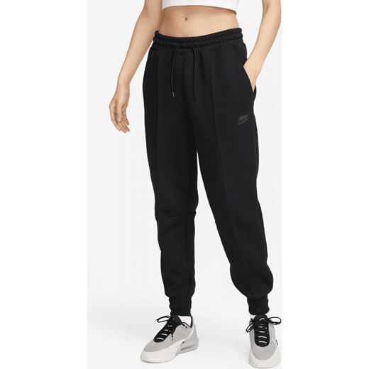 Damskie joggery ze średnim stanem Nike Sportswear Tech Fleece - Czerń ze sklepu Nike poland w kategorii Spodnie damskie - zdjęcie 161708363