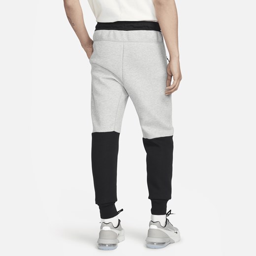 Męskie spodnie dresowe o dopasowanym kroju Nike Sportswear Tech Fleece - Szary Nike XL Nike poland