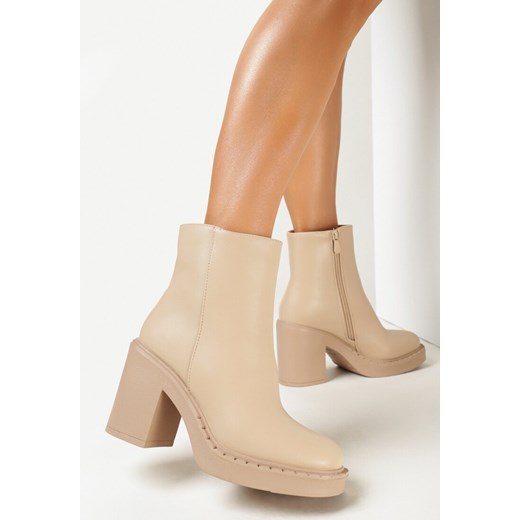 Botki Born2be na obcasie na zamek 