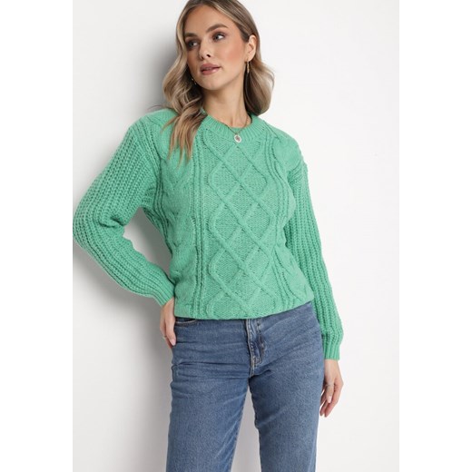 Zielony Sweter z Ozdobnym Splotem Pogaria ze sklepu Born2be Odzież w kategorii Swetry damskie - zdjęcie 161962791