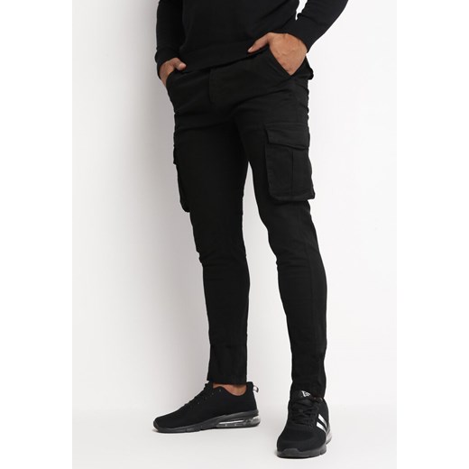 Czarne Spodnie Bojówki z Kieszeniami Eselam ze sklepu Born2be Odzież w kategorii Spodnie męskie - zdjęcie 161996873