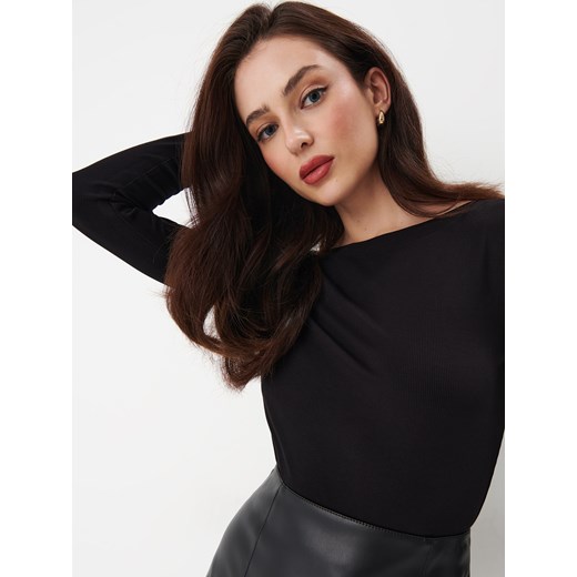 Bluzka damska Mohito z okrągłym dekoltem 