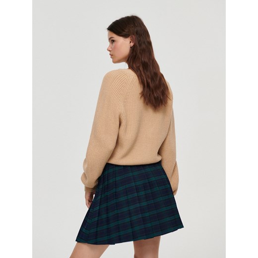 Sweter damski House z dekoltem v