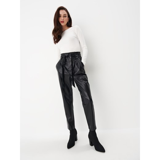 Mohito - Prążkowana bluzka - Kremowy Mohito M Mohito