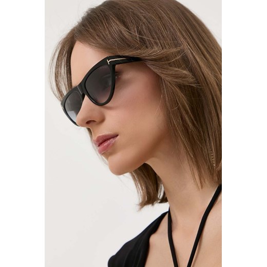 Tom Ford okulary przeciwsłoneczne damskie kolor czarny ze sklepu PRM w kategorii Okulary przeciwsłoneczne damskie - zdjęcie 162095702