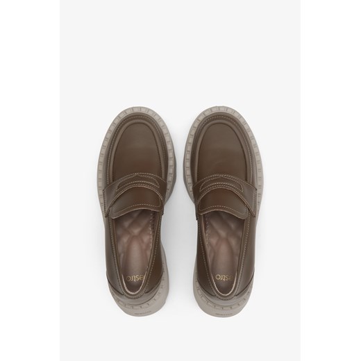 Estro: Ciemnobrązowe loafersy damskie ze skóry naturalnej na grubej podeszwie Estro 39 Estro