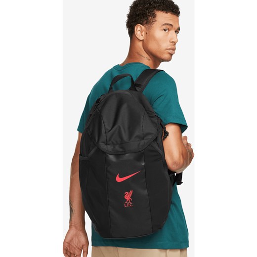 Plecak piłkarski Liverpool F.C. Academy (30 l) - Czerń ze sklepu Nike poland w kategorii Plecaki - zdjęcie 162112973